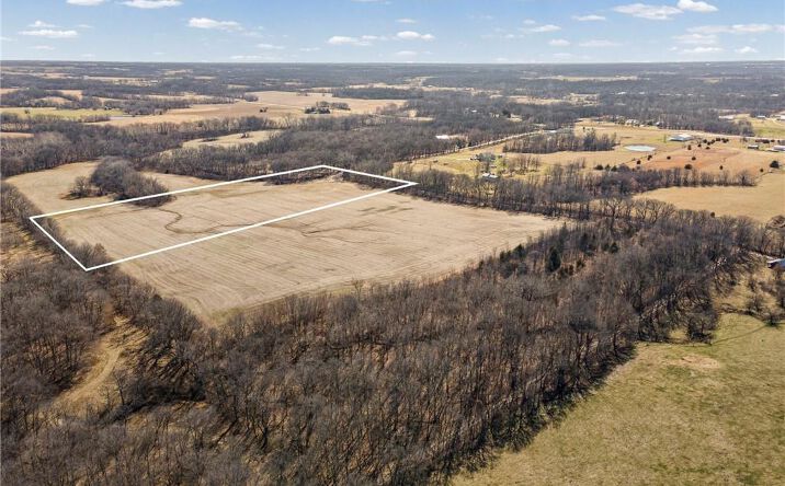 Pictures of Land property located at Lot 3 SW Brangus N/A, Lathrop, MO 64465 for sales - image #1