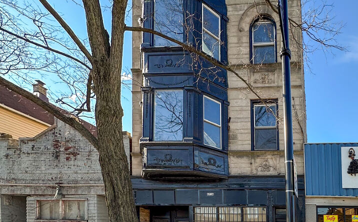 Pictures of Mixed Use property located at 8714 S COMMERCIAL Avenue, Chicago, IL 60617 for sales - image #1