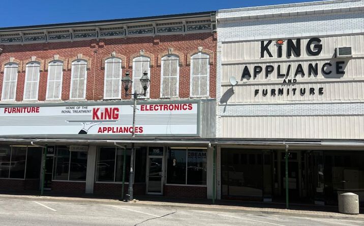 Pictures of Retail property located at 114/116 Franklin St., Kirksville, MO 63501 for sales - image #1