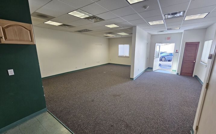 Pictures of Special Purpose property located at 375 Morgan Lane unit: 207, West Haven, CT 06516 for sales - image #1