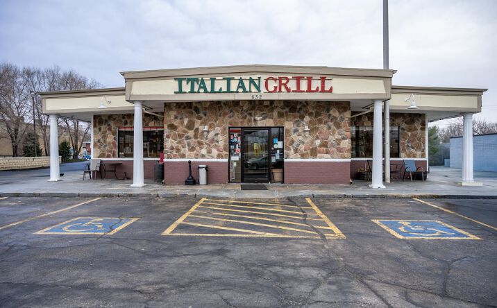 Pictures of Retail property located at 532 Gateway, Mauston, WI 53948 for sales - image #1