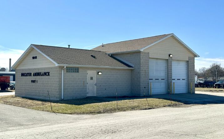 Pictures of Industrial property located at 1645 N 21st St, Decatur, IL 62526 for sales - image #1