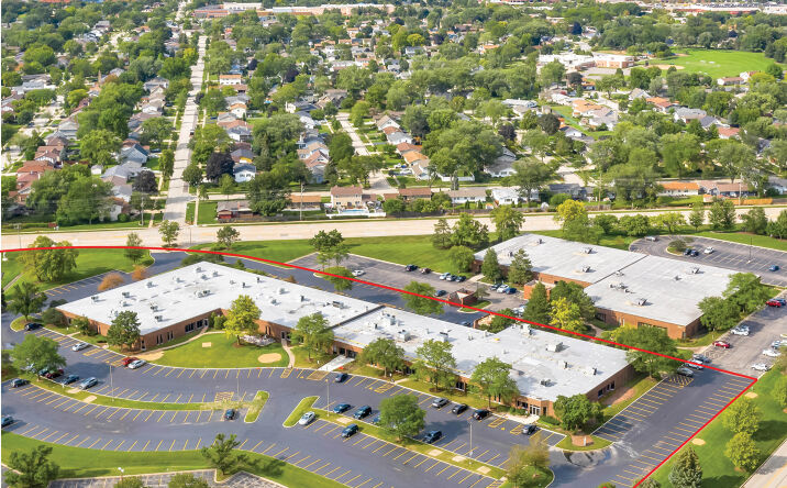 Pictures of Office property located at 250 E Devon Ave, Itasca, IL 60143 for sales - image #1