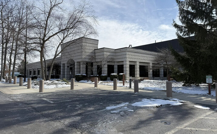 Pictures of Industrial property located at 2025 Production Drive, Findlay, OH 45840 for sales - image #1