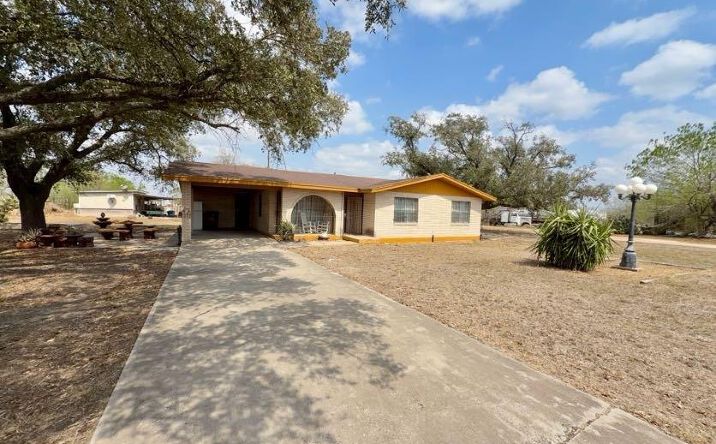 Pictures of Land property located at 3121 E Pike Boulevard E, Weslaco, TX 78599 for sales - image #1