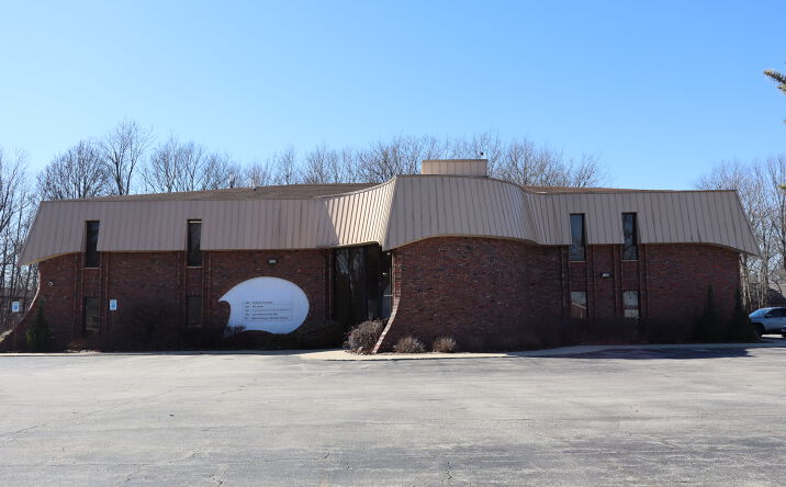 Pictures of Office, Retail property located at 3262 Cabaret Trail S, Saginaw, MI 48603 for sales - image #1