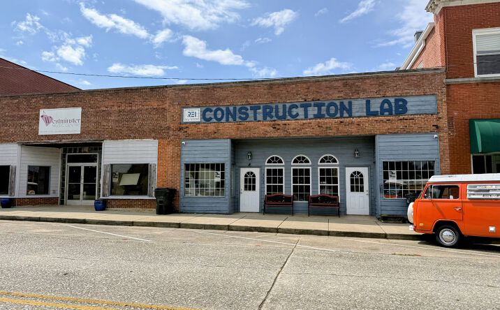 Pictures of Retail property located at 224 E Main St, Westminster, SC 29693 for sales - image #1