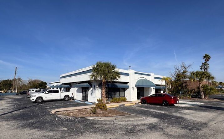 Pictures of Office, Retail property located at 1041 US Highway 19 North, Holiday, FL 34690 for sales - image #1