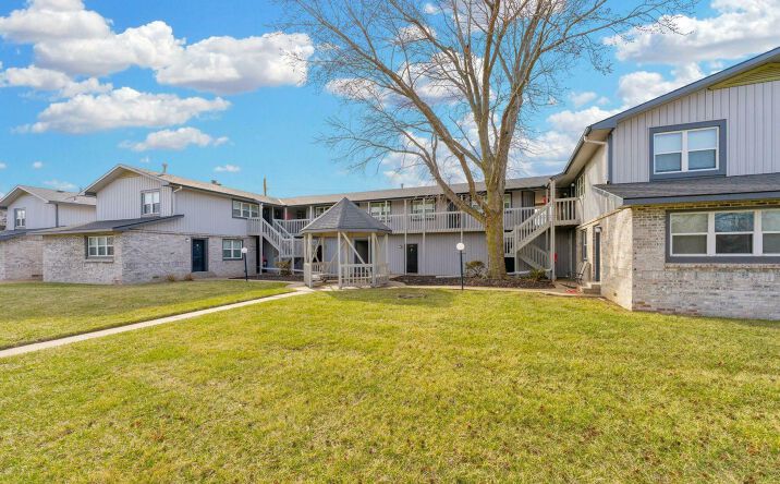 Pictures of Multifamily property located at 1701 E 24th Ave, Hutchinson, KS 67502 for sales - image #1