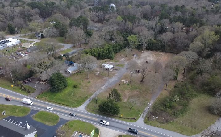 Pictures of Land property located at 10235 Veterans Memorial Hwy, Lithia Springs, GA 30122 for sales - image #1