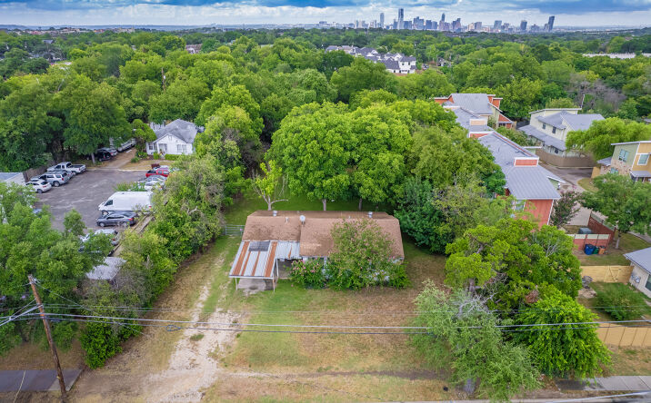 Pictures of Land, Mixed Use, Multifamily property located at 1806 Fort View Rd, Austin, TX 78704 for sales - image #1