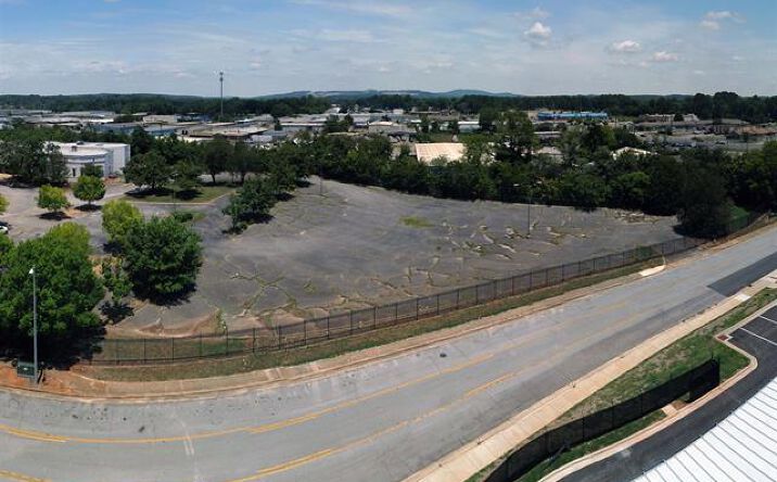 Pictures of Industrial, Mixed Use, Land property located at 4040 Independence Dr NW, Huntsville, AL 35816 for sales - image #1