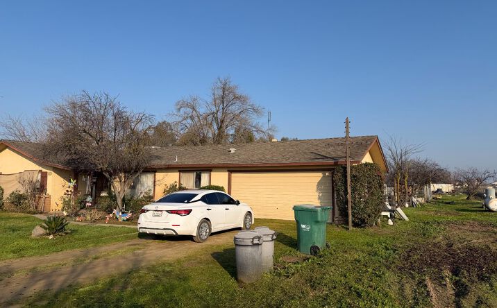 Pictures of Land, Multifamily property located at 3497 Shaw Ave, Clovis, CA 93619 for sales - image #1