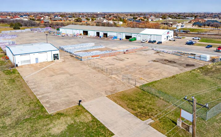 Pictures of Industrial property located at 2100 Avondale-Haslet Rd, Haslet, TX 76052 for sales - image #1