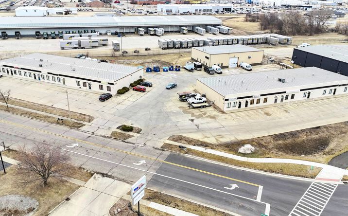 Pictures of Industrial property located at 1624/1628/1630 Commerce Pkwy, Bloomington, IL 61704, Bloomington, IL 61704 for sales - image #1