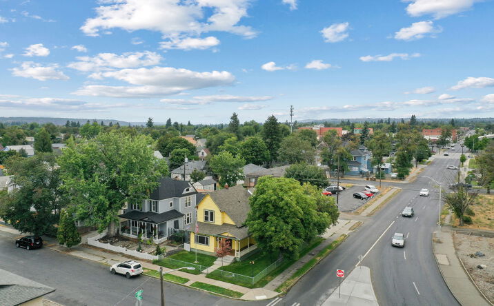 Pictures of Hospitality property located at 1702 W Dean Ave, Spokane, WA 99201 for sales - image #1