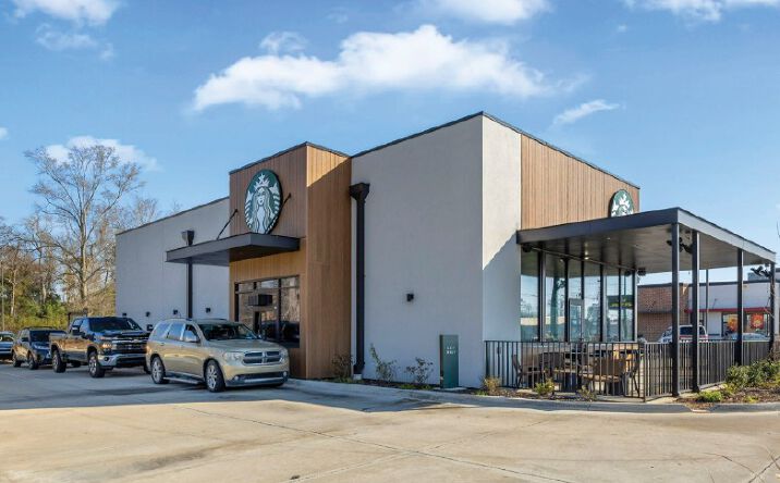 Pictures of Retail property located at 420 Sam Houston Jones Pkwy, Moss Bluff, LA 70611 for sales - image #1