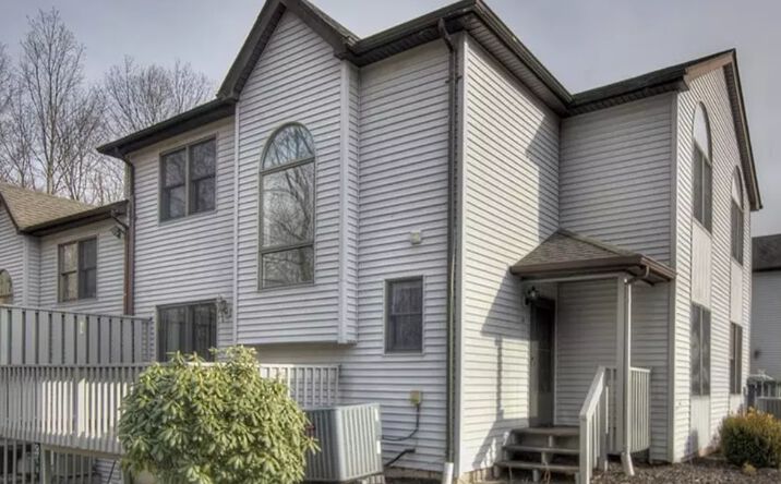 Pictures of Multifamily property located at Apartments, Bridgeport, CT 06604 for sales - image #1