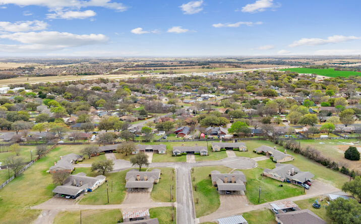 Pictures of Multifamily property located at 108-110 W Gruver Cir, Hewitt, TX 76643, 112-114 E Gruver Circle, Hewitt, TX 76643, 116-118 E Gruver Circle, Hewitt, TX 76643, 205-207 W Gruver Cir, Hewitt, TX 76643, 209-211 W Gruver Cir, Hewitt, TX 76643, 213-215 W Gruver Cir, Hewitt, TX 76643, 217-219 W Gruver Cir, Hewitt, TX 76643 for sales - image #1