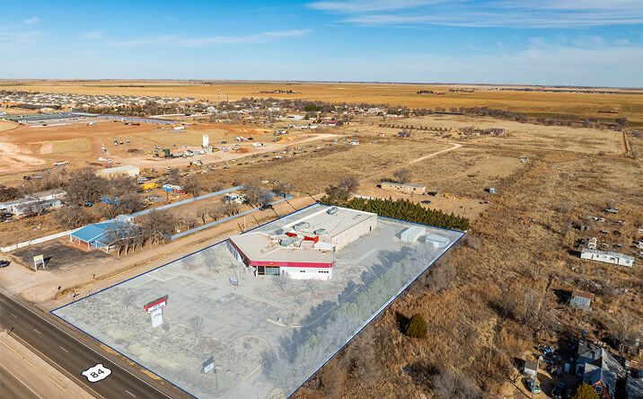 Pictures of Industrial, Retail property located at 1656 US-60, Clovis, NM 88101 for sales - image #1