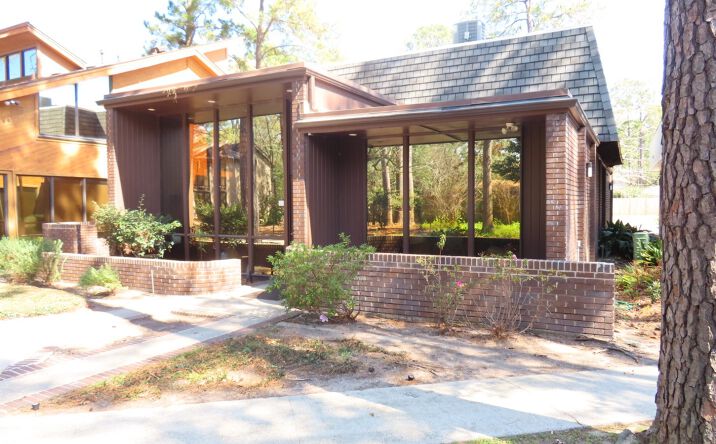 Pictures of Office property located at 13303 Champion Forest Drive, Houston, TX 77069 for sales - image #1