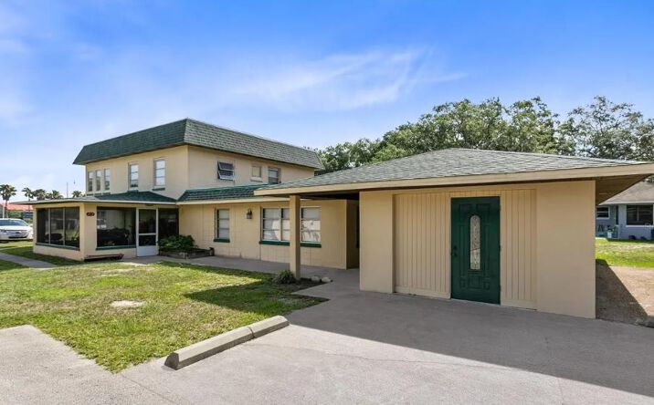 Pictures of Retail property located at 1699 US-441, Leesburg, FL 34748 for sales - image #1