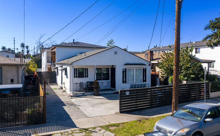 Pictures of Multifamily property located at 3468 W 71st St, Los Angeles, CA 90043 for sales - image #1