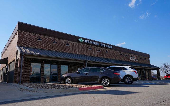 Pictures of Office, Retail property located at 6210 Huntington Circle, Fort Smith, AR 72916 for sales - image #1