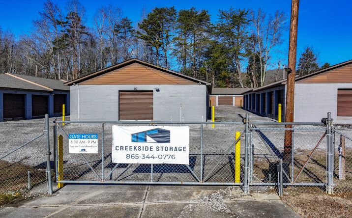 Pictures of Self Storage property located at 3010 Roane State Hwy, Harriman, TN 37748 for sales - image #1