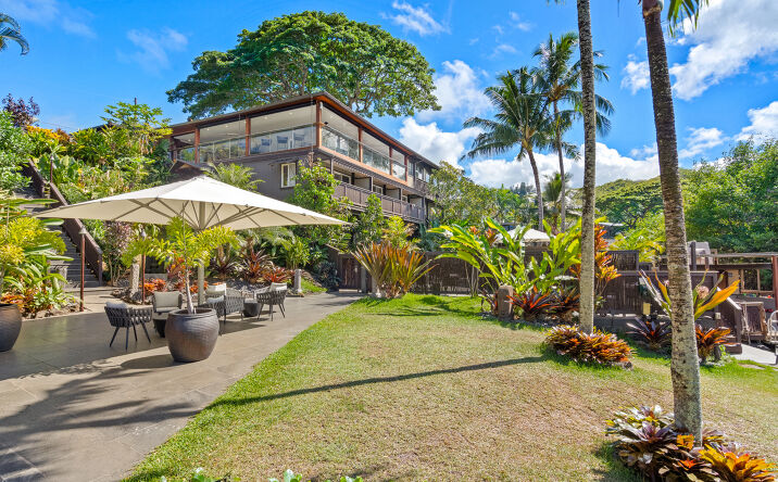 Pictures of Hospitality property located at 47-039 Lihikai Dr, Kaneohe, HI 96744 for sales - image #1