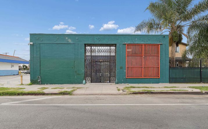 Pictures of Industrial, Mixed Use property located at 6215 San Pedro St, Los Angeles, CA 90003 for sales - image #1