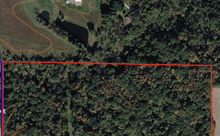 Pictures of Land property located at 14880 DMC HWY 61 Highway, Burlington, IA 52601 for sales - image #1