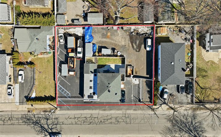 Pictures of Mixed Use, Retail, Land property located at 150 N Delaware Avenue, Lindenhurst, NY 11757 for sales - image #1