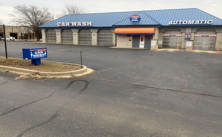 Pictures of Mixed Use, Retail, Special Purpose property located at 1250 DOUGLAS Road, Oswego, IL 60543 for sales - image #1