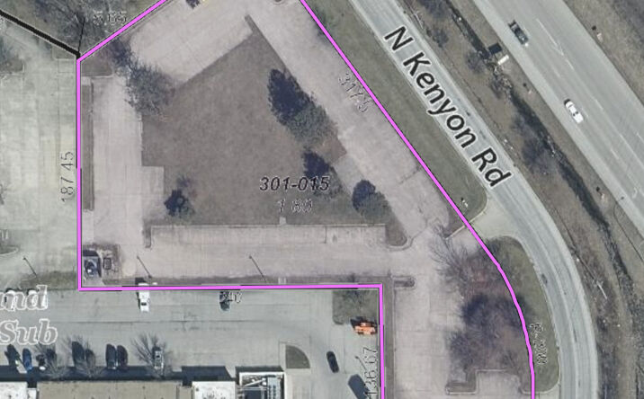 Pictures of Land property located at 2005 N Kenyon Road, Urbana, IL 61802 for sales - image #1