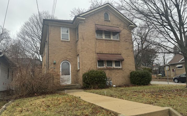 Pictures of Multifamily property located at 1401 20th Street, Rockford, IL 61104 for sales - image #1