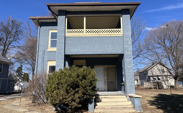 Pictures of Multifamily property located at 404-406 E Prospect Terrace, Freeport, IL 61032 for sales - image #1