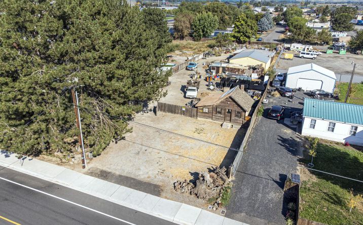 Pictures of Special Purpose property located at 119 W Old Inland Empire Highway, Prosser, WA 99350 for sales - image #1
