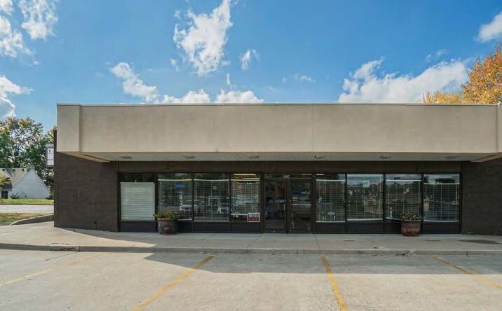 Pictures of Retail, Office property located at 903 NW Woods Chapel Road, Blue Springs, MO 64015 for sales - image #1