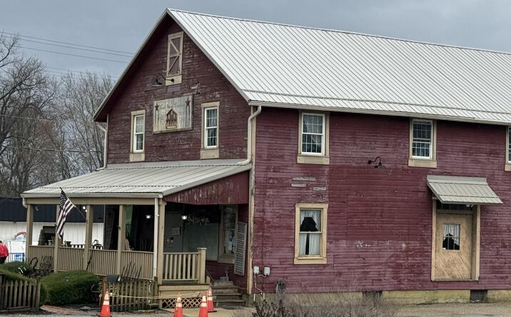 Pictures of Mixed Use, Retail, Office, Special Purpose property located at 153 S Hinde Street, Washington Court House, OH 43160 for sales - image #1