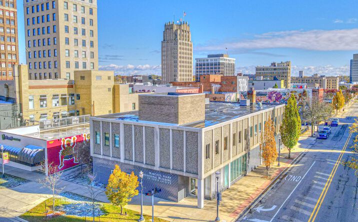 Pictures of Office, Retail property located at 145 S Jackson Street, Jackson, MI 49201 for sales - image #1