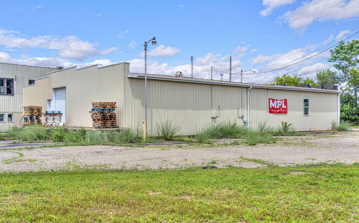 Pictures of Business for Sale, Retail, Office, Industrial, Land property located at 429 Hupp Avenue, Jackson, MI 49201 for sales - image #1