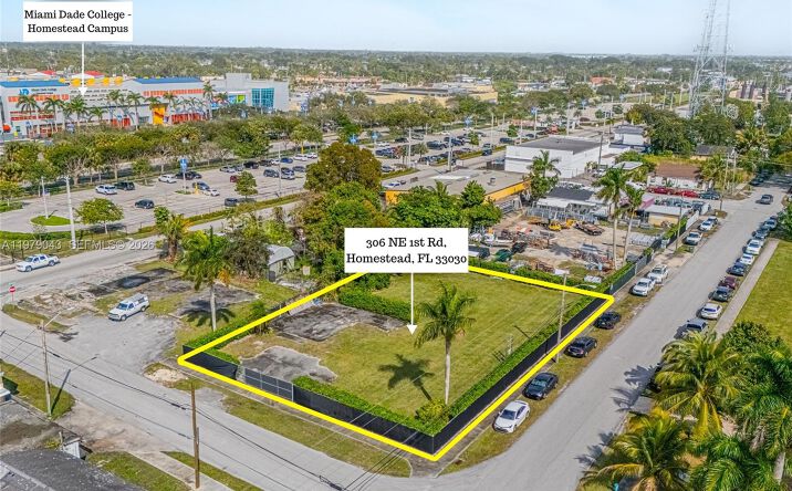 Pictures of Land property located at 306 NE 1st Rd, Homestead, FL 33030 for sales - image #1