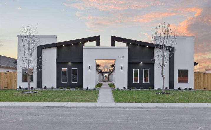 Pictures of Multifamily property located at 11507 N 24th Lane, McAllen, TX 78504 for sales - image #1