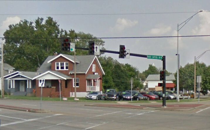 Pictures of Office, Retail property located at 212 S Kingshighway, Saint Charles, MO 63301 for sales - image #1