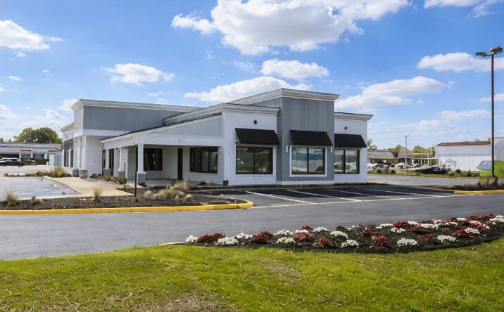 Pictures of Office, Retail property located at 1225 Cedar Rd, Chesapeake, VA 23322 for sales - image #1