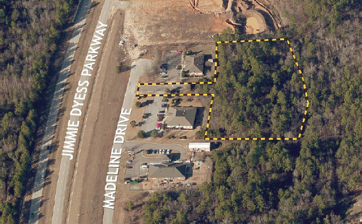 Pictures of Land property located at 4130 Madeline Dr, Augusta, GA 30909 for sales - image #1