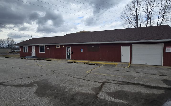 Pictures of Retail, Office property located at 433 Oberlin Rd, Elyria, OH 44035 for sales - image #1