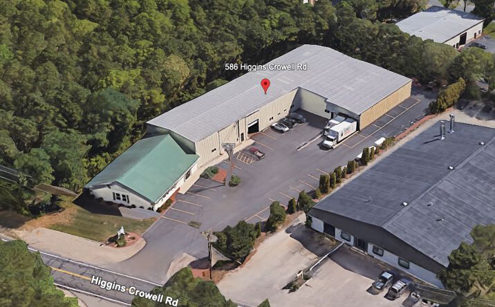 Pictures of Industrial, Retail property located at 586 Higgins Crowell Road, West Yarmouth, MA 02673 for sales - image #1