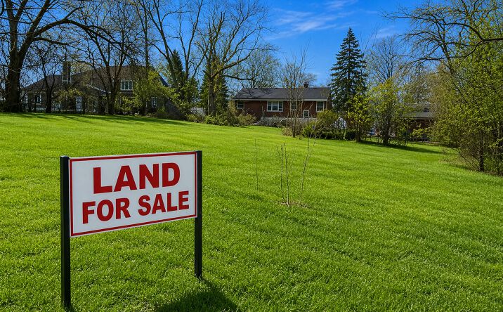 Pictures of Land property located at 22W130 Irving Park Rd, Roselle, IL 60172 for sales - image #1